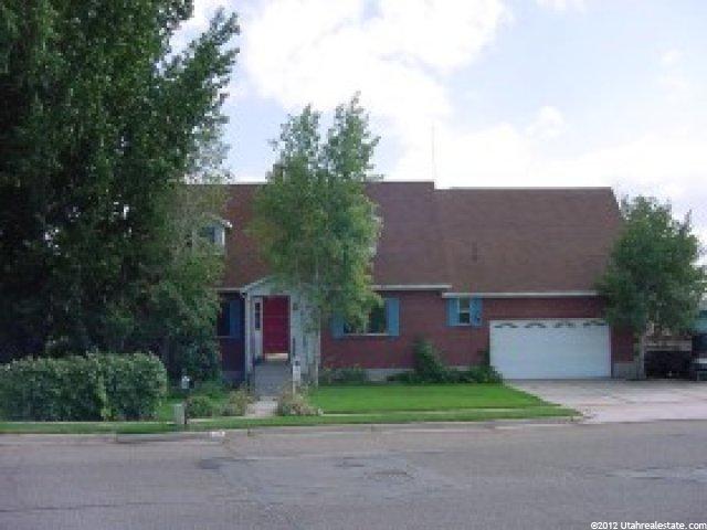 358 E 550 S, Kaysville, UT 84037 — photo 2