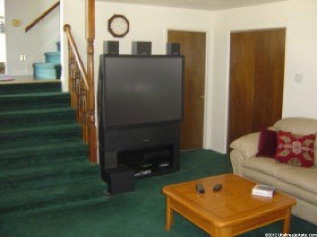 5068 S 3550 W, Roy, UT 84067 — photo 4