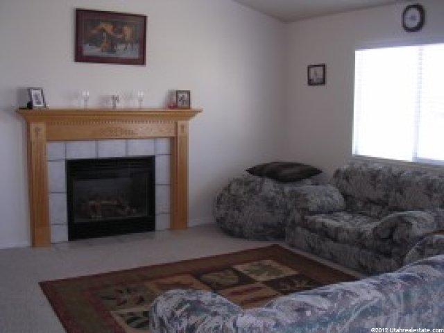 1366 Weaver Ln, Layton, UT 84041 — photo 5