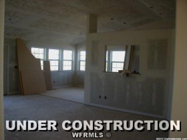 213 S Stonegate Dr, Roosevelt, UT 84066 — photo 3