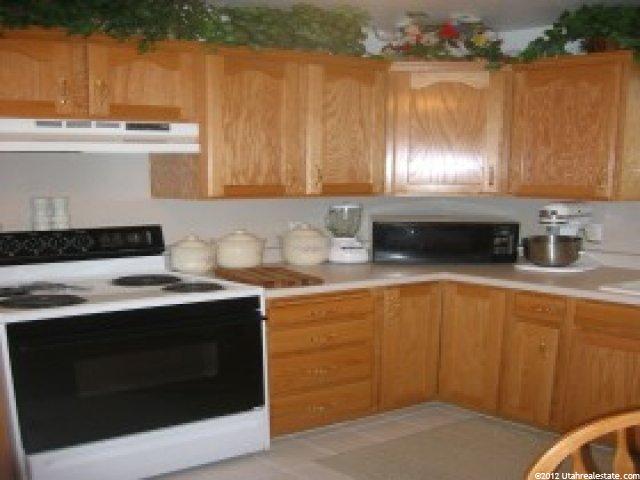 5834 S Longfellow Ln, Murray, UT 84107 — photo 2