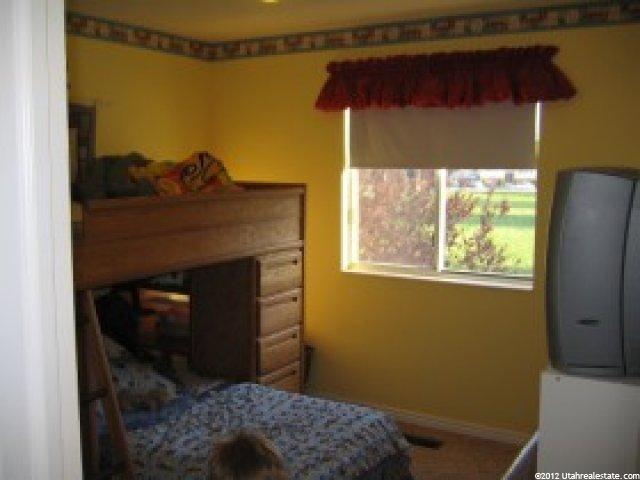 197 W Meadow View Dr, Ogden, UT 84404 — photo 8