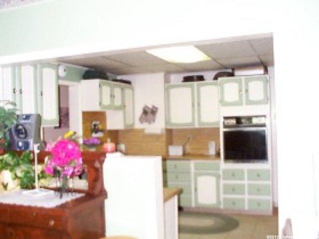 74 W 300 N, Roosevelt, UT 84066 — photo 2