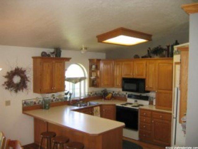55 E 200 N, Mendon, UT 84325 — photo 2