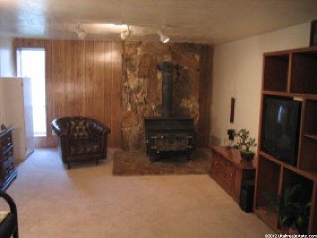137 N Pinewood Cir E, Layton, UT 84040 — photo 7