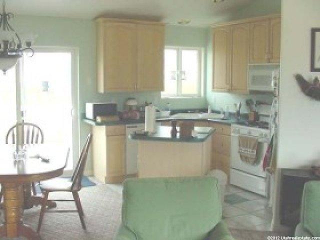 318 N 1090 W, Hyrum, UT 84319 — photo 4