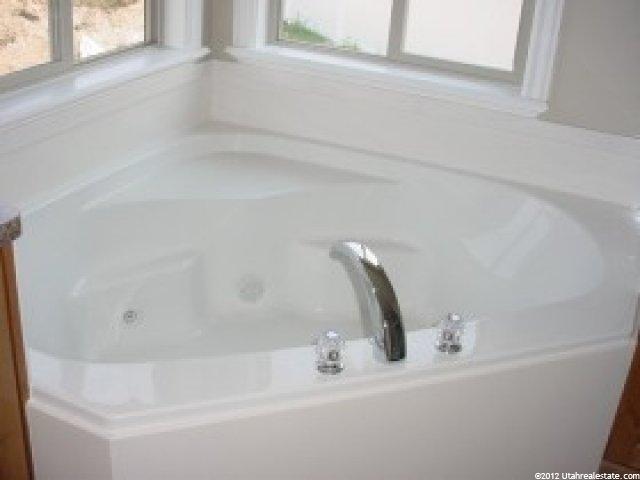 629 E 650 S, Layton, UT 84041 — photo 5