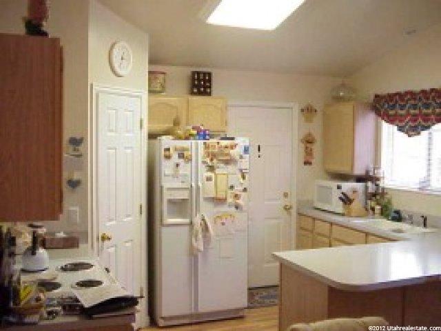 1070 7th St, Ogden, UT 84404 — photo 4
