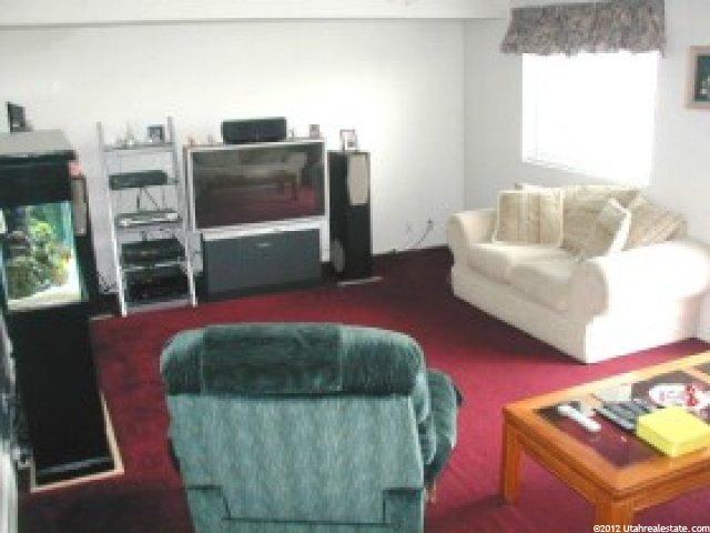 6097 Crystal River Dr, Murray, UT 84123 — photo 2
