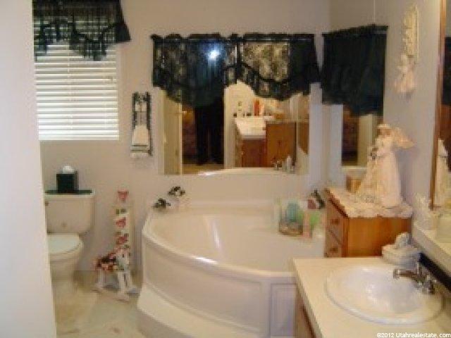 2243 N Hwy 89, Pleasant View, UT 84404 — photo 4