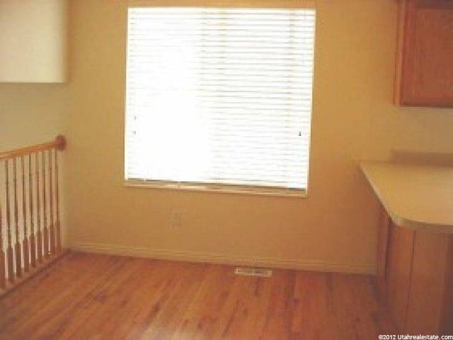 687 W 2025 N, Centerville, UT 84014 — photo 3