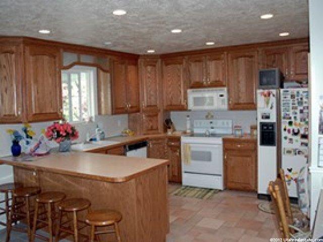 3084 W 4375 S, Roy, UT 84067 — photo 2
