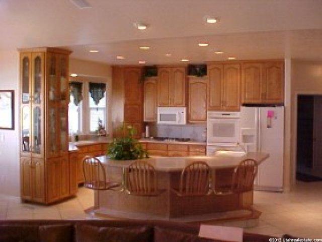 4516 S 4500 W, West Haven, UT 84401 — photo 2
