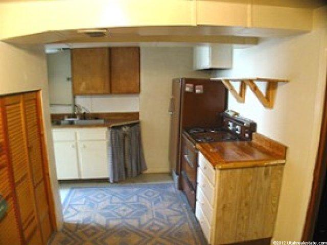919 Maple St, Ogden, UT 84403 — photo 7