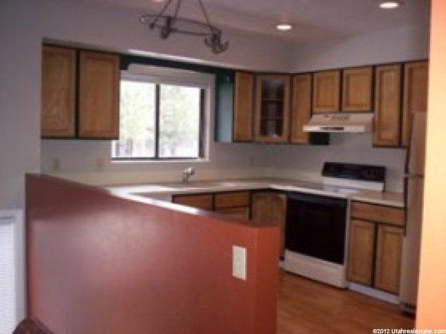5663 Aspen Ct, South Ogden, UT 84403 — photo 3