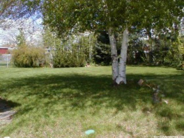 1694 N Gregory Dr, Layton, UT 84041 — photo 2