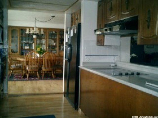 618 N Dixie St, Layton, UT 84041 — photo 5