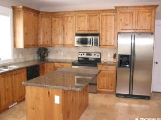 661 Eagle Pass, North Salt Lake, UT 84054 — photo 2