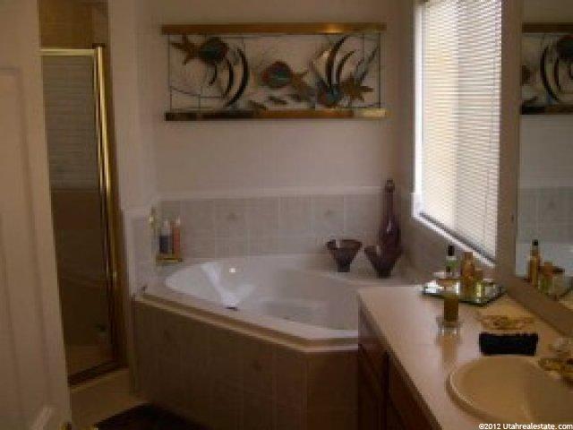 1364 S 2375 W, Syracuse, UT 84075 — photo 6