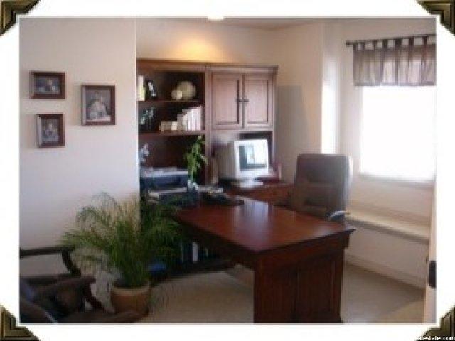 821 Edgewood Dr, South Ogden, UT 84403 — photo 5
