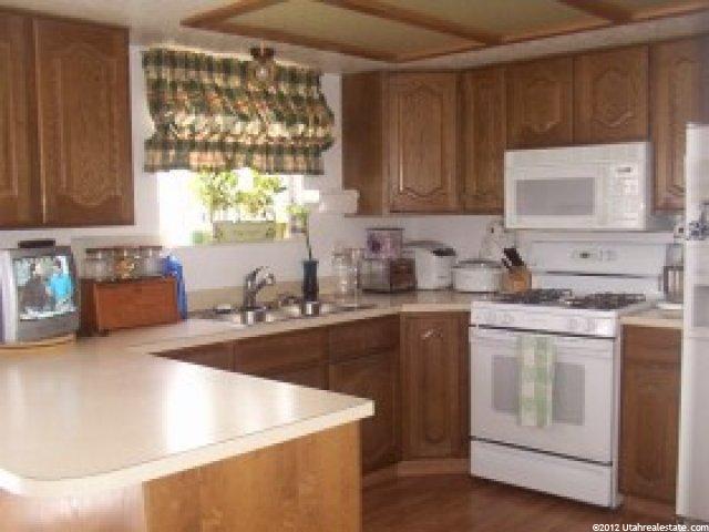 4256 S 2975 W, Roy, UT 84067 — photo 5
