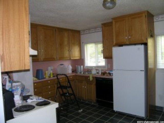 320 E 200 S, Logan, UT 84321 — photo 5