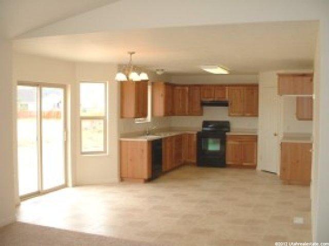 1203 Hyrum Blvd, Hyrum, UT 84319 — photo 2