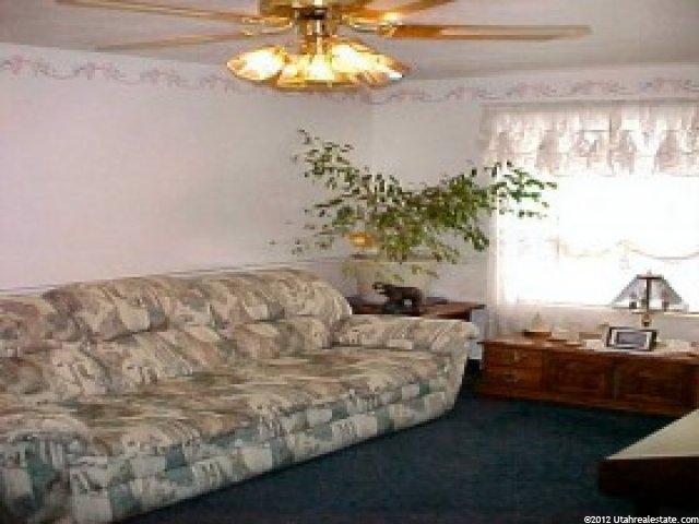 4864 S 3500 W, Roy, UT 84067 — photo 2
