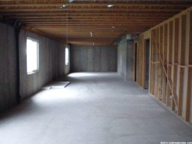904 W 3050 S, Syracuse, UT 84075 — photo 7