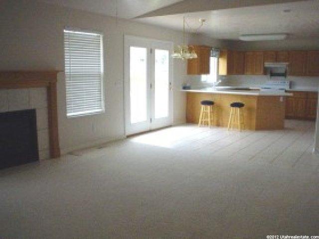 904 W 3050 S, Syracuse, UT 84075 — photo 8