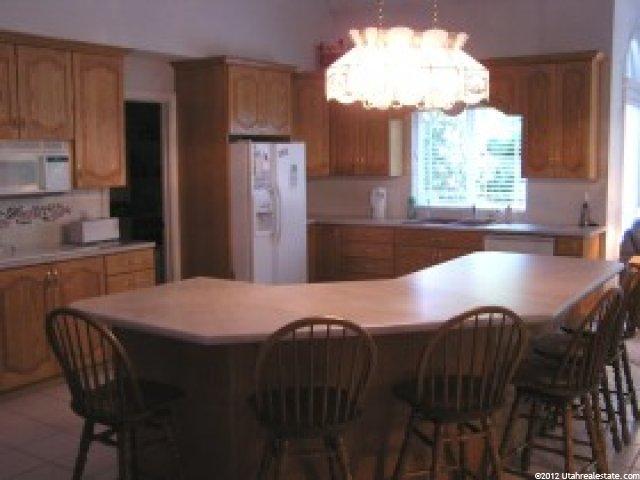 7972 S Willow Cir, Sandy, UT 84093 — photo 7