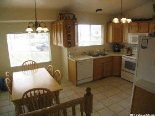 82 E 2600 S, Clearfield, UT 84015 — photo 4
