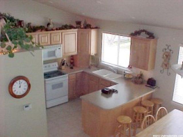 548 Glynhill Ct, Farmington, UT 84025 — photo 3