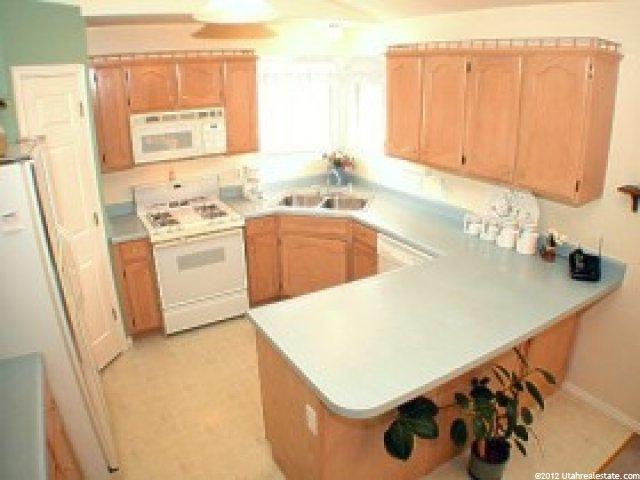 7981 Showcase Ln, Sandy, UT 84094 — photo 3
