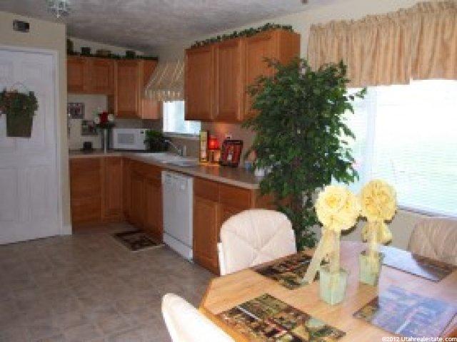 4238 S 950 St E, South Ogden, UT 84403 — photo 8