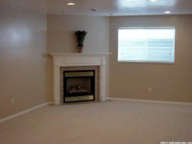 1483 N 2275 W, Clinton, UT 84015 — photo 2