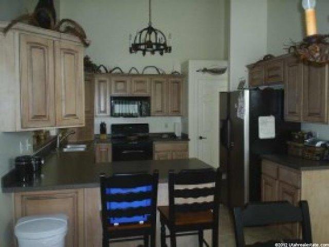 292 E 2025 S, Clearfield, UT 84015 — photo 6