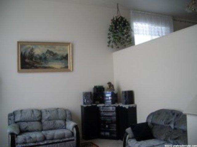 2758 W 2100 N, Clinton, UT 84015 — photo 2