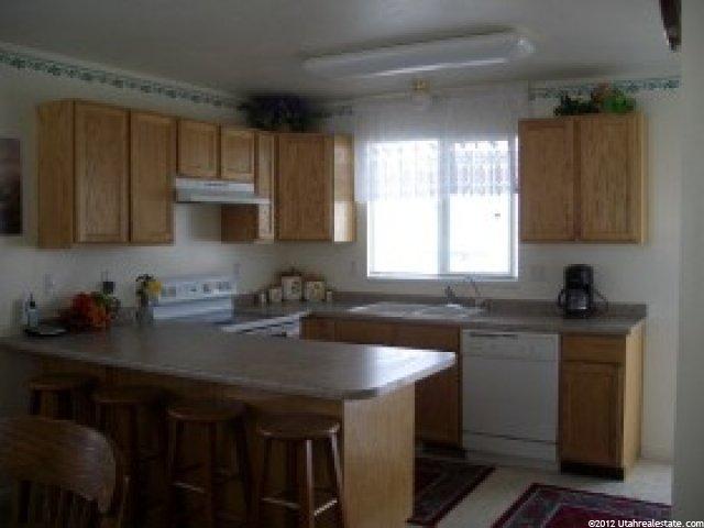2758 W 2100 N, Clinton, UT 84015 — photo 4