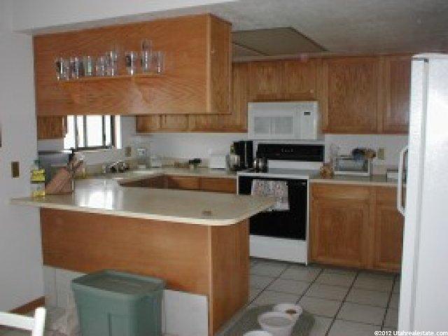 852 N Ash Dr, Layton, UT 84040 — photo 5