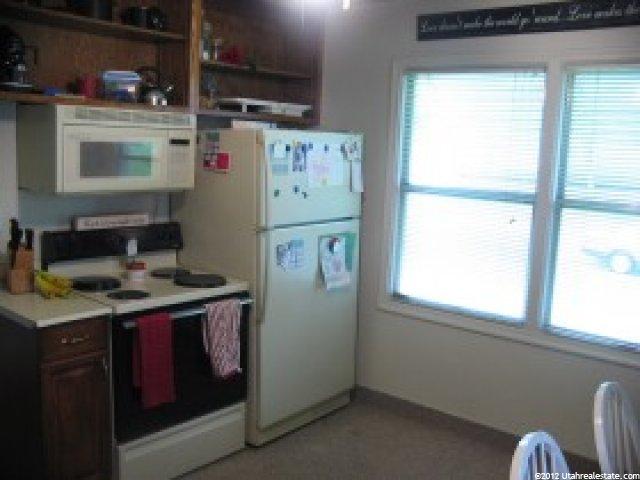 1384 Marilyn Dr, Ogden, UT 84403 — photo 2