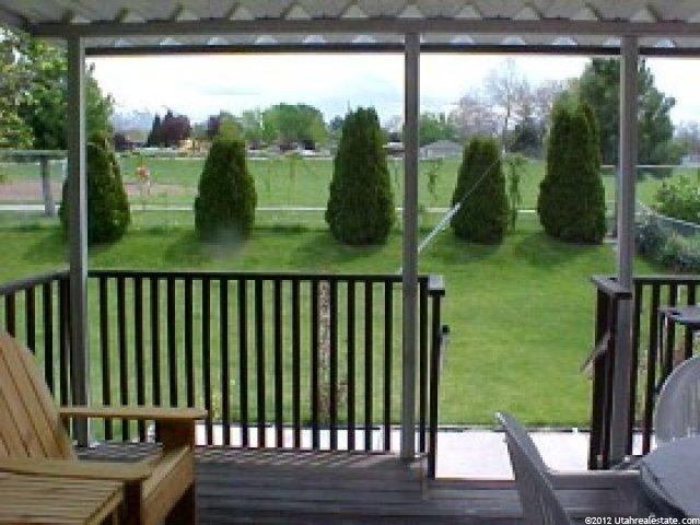 5830 S 2325 W, Roy, UT 84067 — photo 8