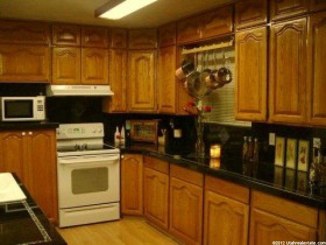 2183 Gregory Ave, Riverton, UT 84065 — photo 3