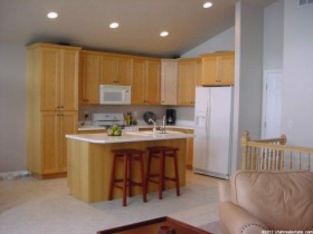 1813 W 2525 S, Syracuse, UT 84075 — photo 2