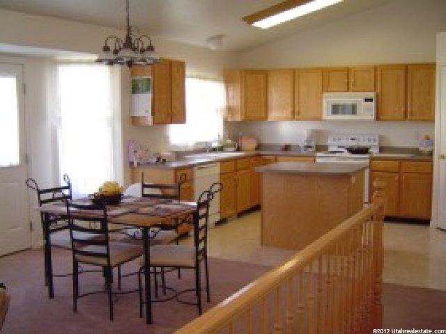 1590 N 300 E, Layton, UT 84041 — photo 2