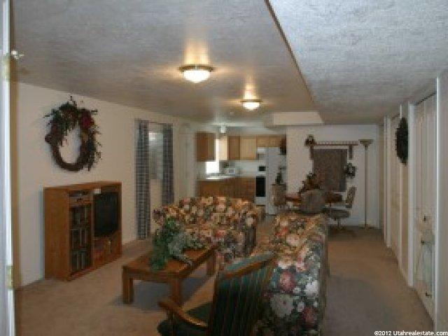 208 W 800 S, Layton, UT 84041 — photo 5
