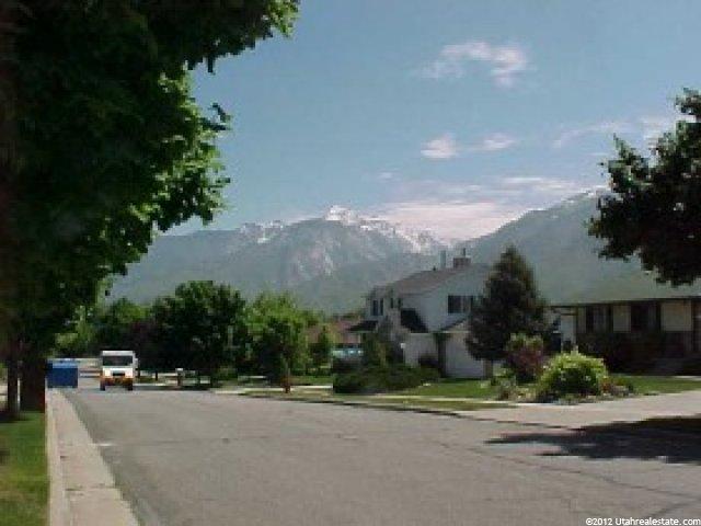11776 S Watson Rd E, Sandy, UT 84092 — photo 4