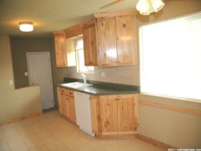 2514 S 550 E, Bountiful, UT 84010 — photo 3
