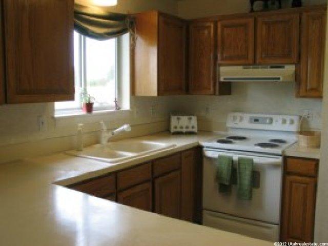117 S 1250 E, Logan, UT 84321 — photo 2