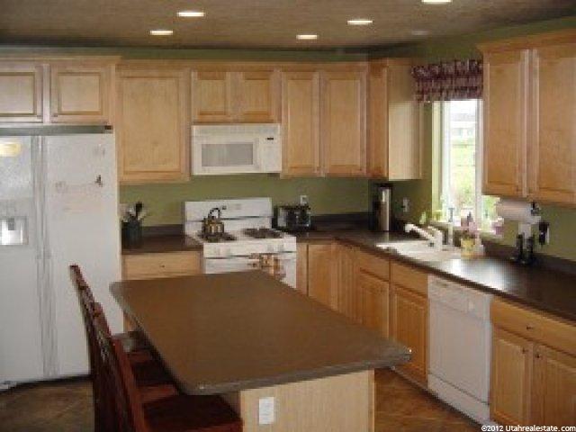 3818 Prestwick Cir, Syracuse, UT 84075 — photo 3